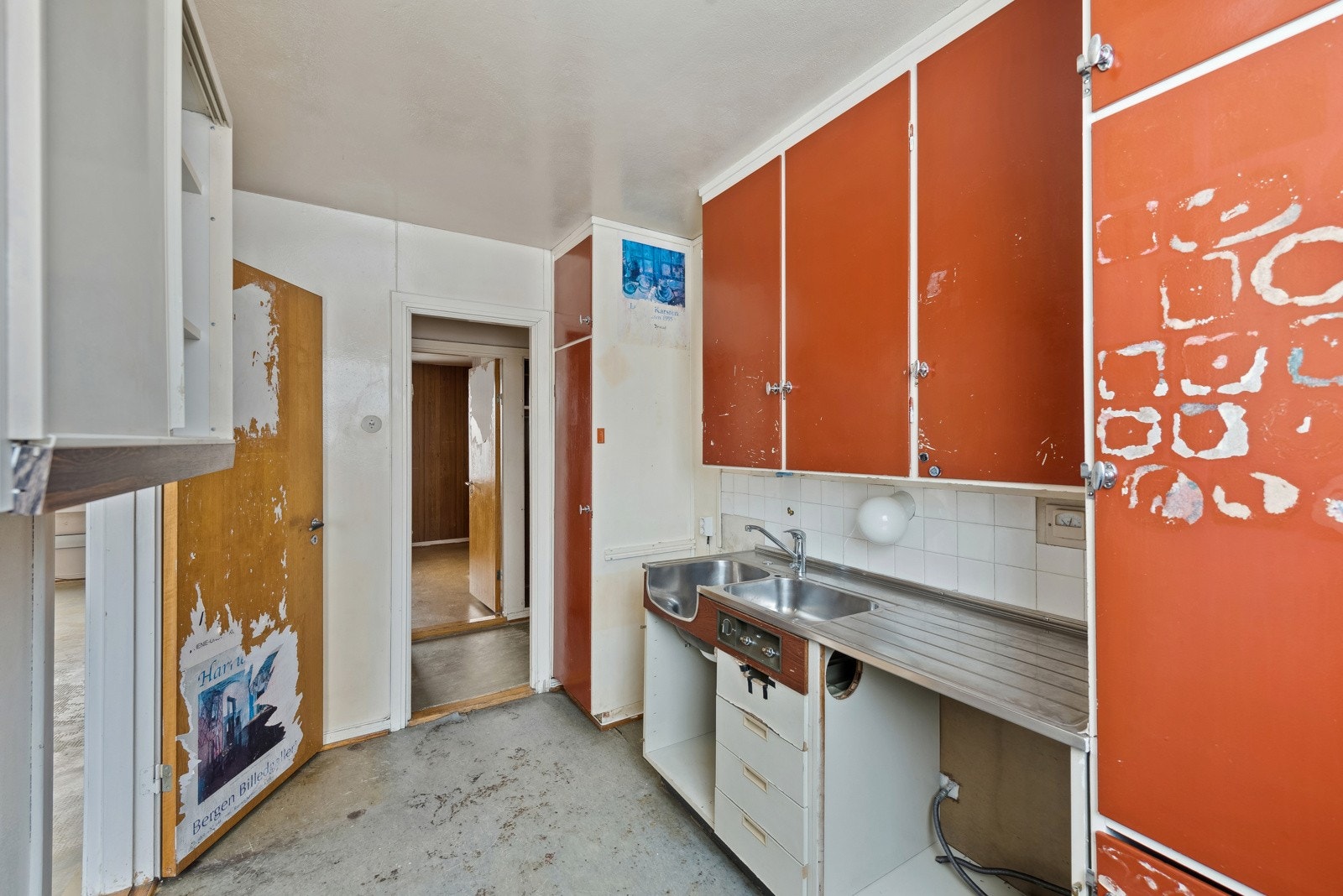 Kjøkkenet trenger totalloppussing. Galleribilde