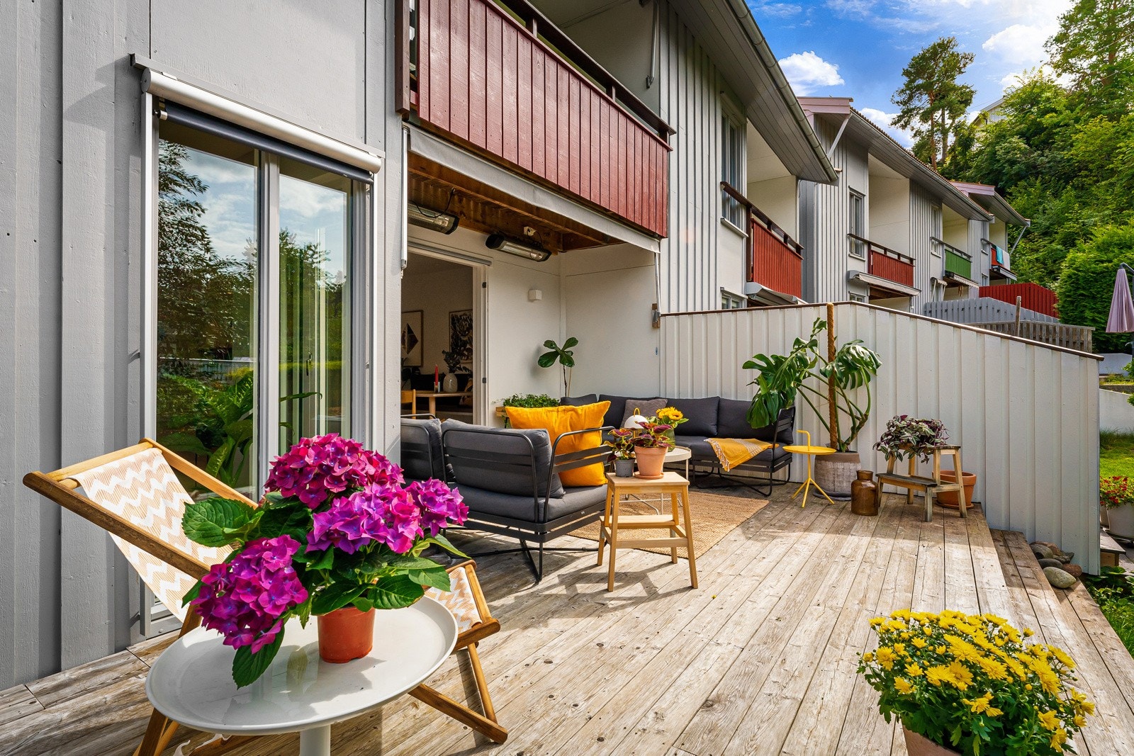 Her er det godt med plass til utemøbler og grill. Galleribilde