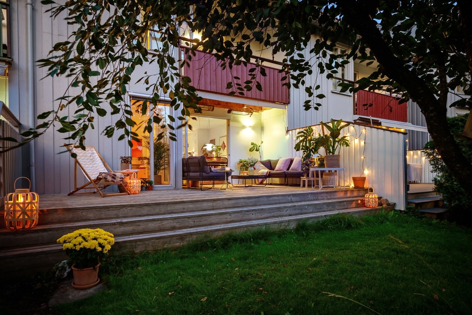 Kveldsstemning terrasse. Galleribilde
