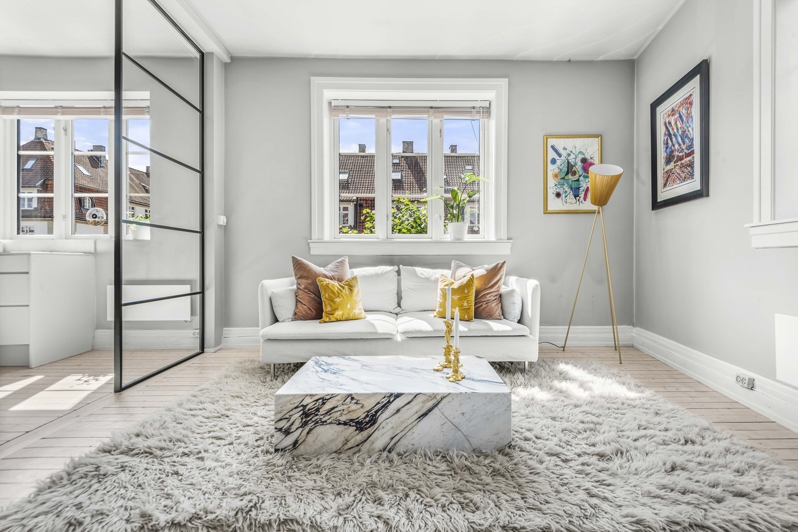 Leiligheten kan enkelt omgjøres til en 3-roms ved å sette opp en vegg i stue om ønskelig. Galleribilde