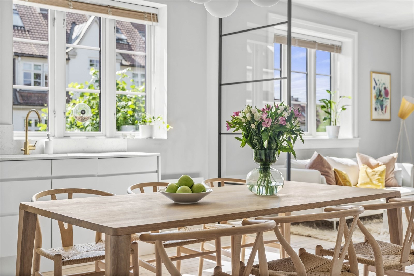 Her er det koselig å invitere venner og familie på et hyggelig middagsselskap Galleribilde