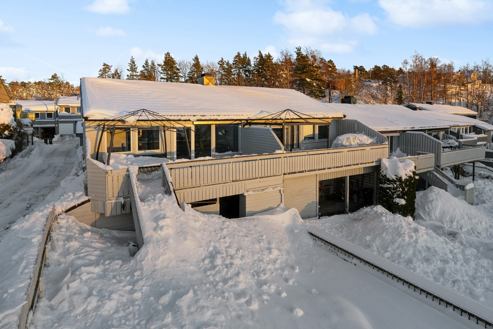 Fasade bak, vinter Galleribilde