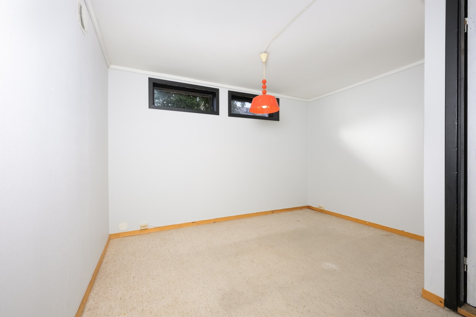 Rom i kjeller Galleribilde