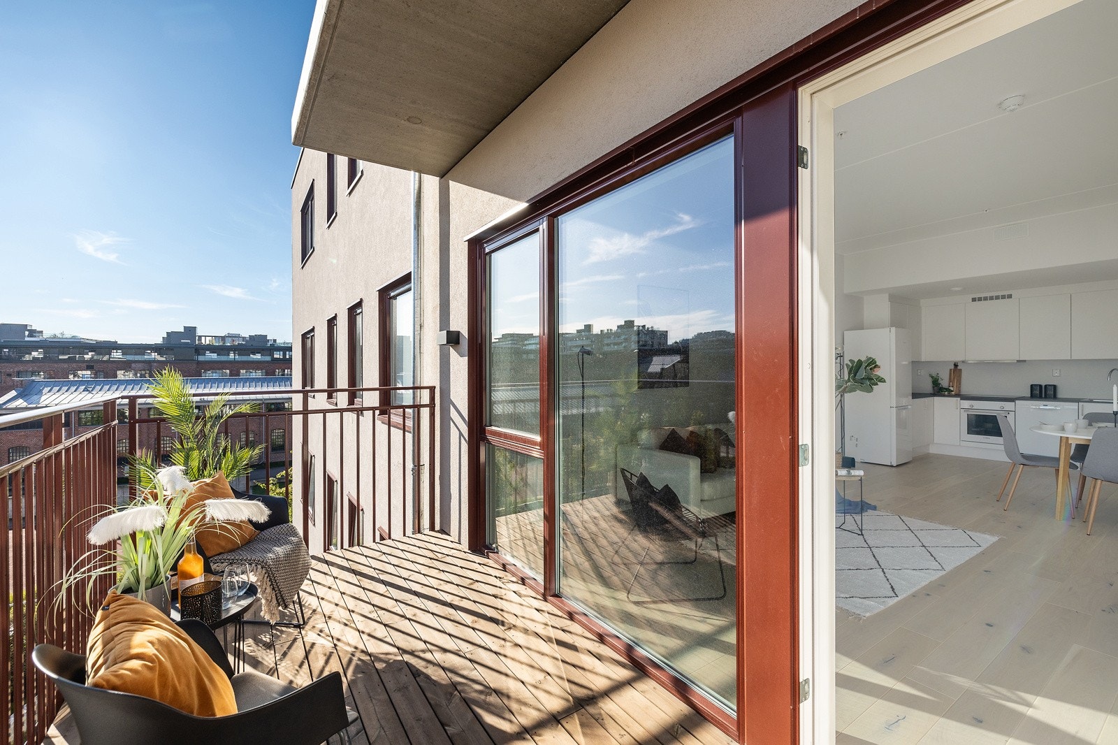 Det er god plass til å invitere til grill og hygge Galleribilde