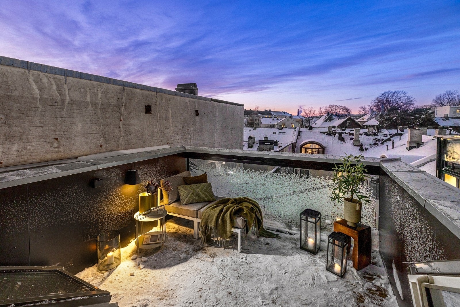 Skap din egen oase med å innrede med møblement og beplantning. Galleribilde