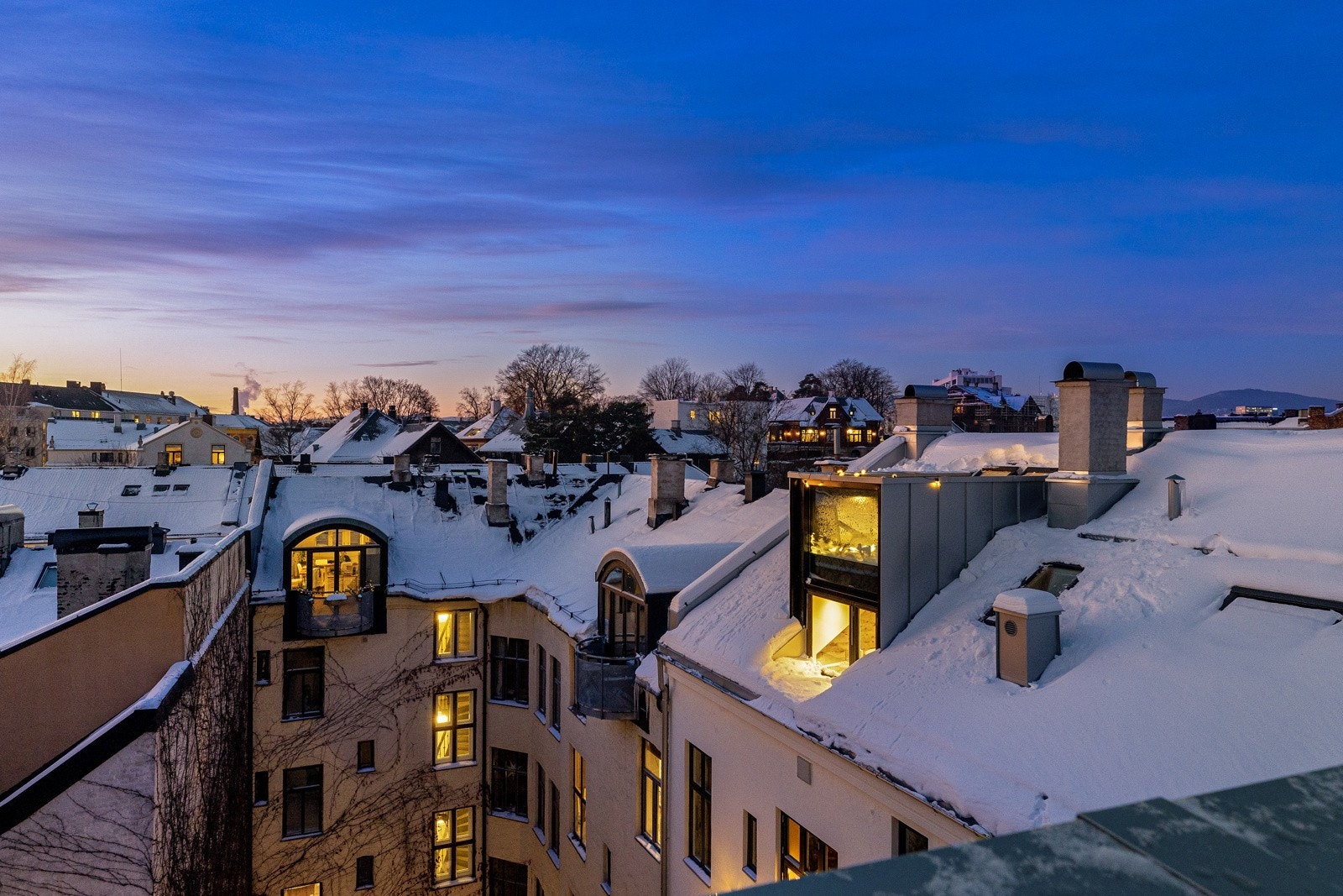 Nydelig utsiktsforhold inn mot indre gårdsrom og nærområdet. Galleribilde