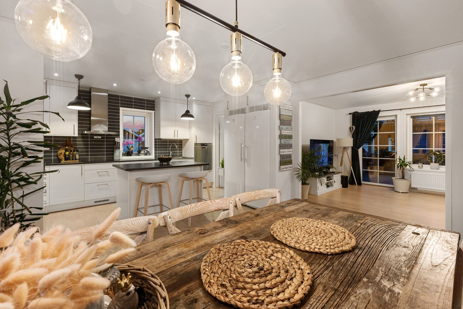 Dette gjør det til et sosialt oppholdsrom! Galleribilde