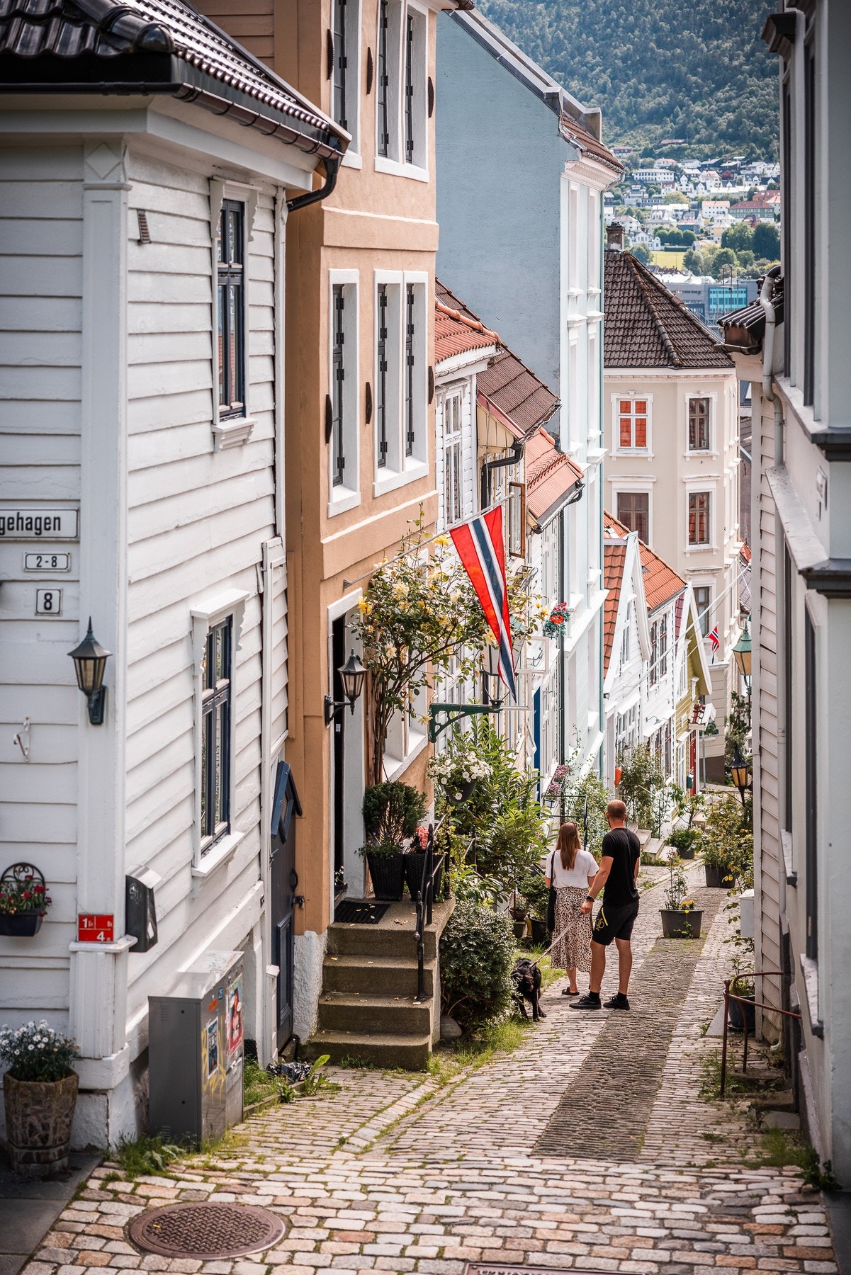 Velkommen til et nydelig nabolag med trange koselige smau og lokale kafeer Galleribilde