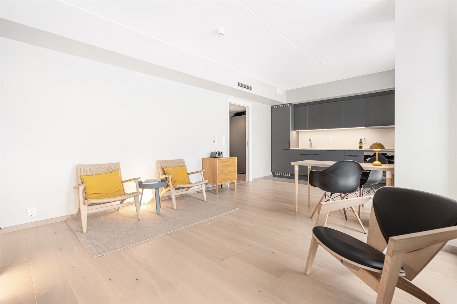 God takhøyde på ca. 2,6m gir en behagelig romopplevelse. Galleribilde