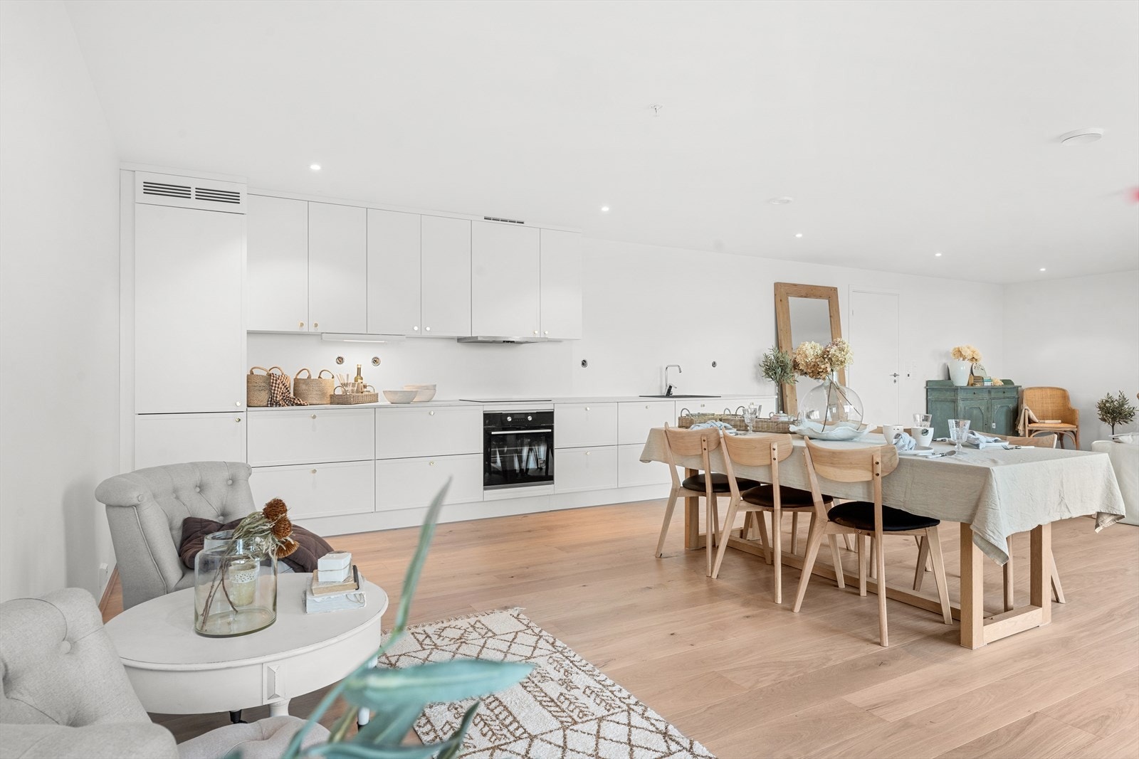 God skap -og benkeplass Galleribilde