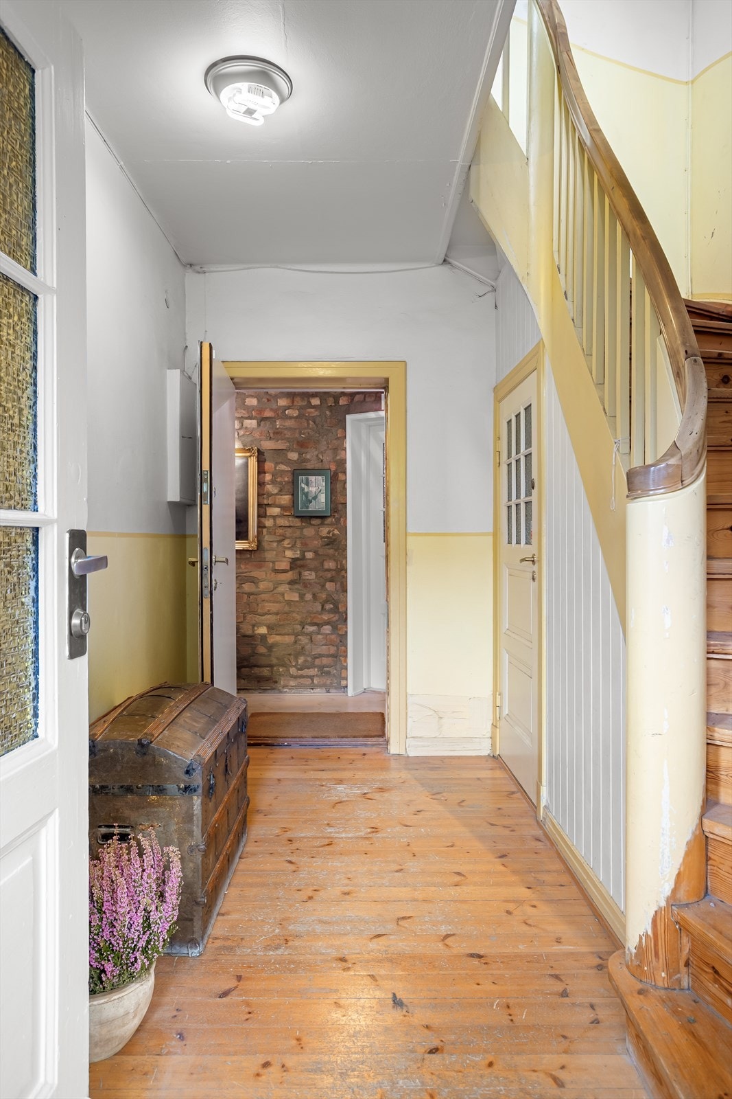 Et hyggelig inngansparti. Velkommen inn til visning! Galleribilde