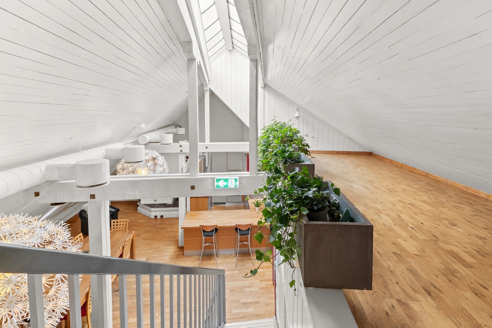 Hems over 3.etg. (lav takhøyde) Galleribilde