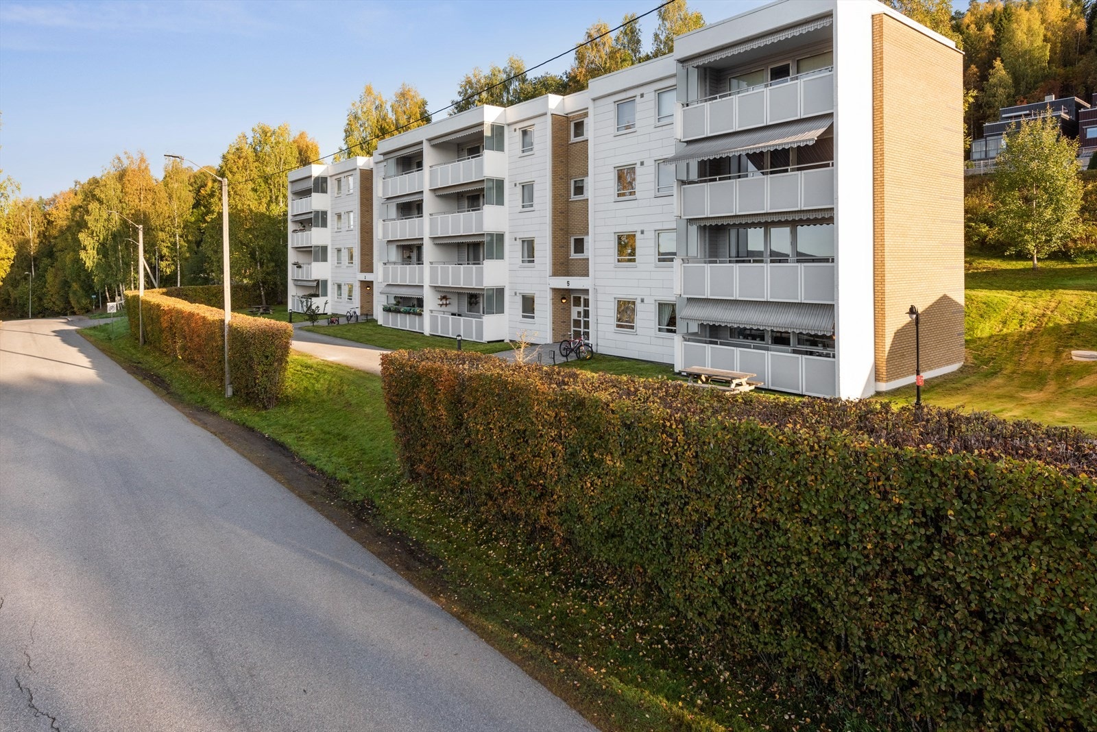 Borettslaget ligger i et veletablert boligområde. Galleribilde