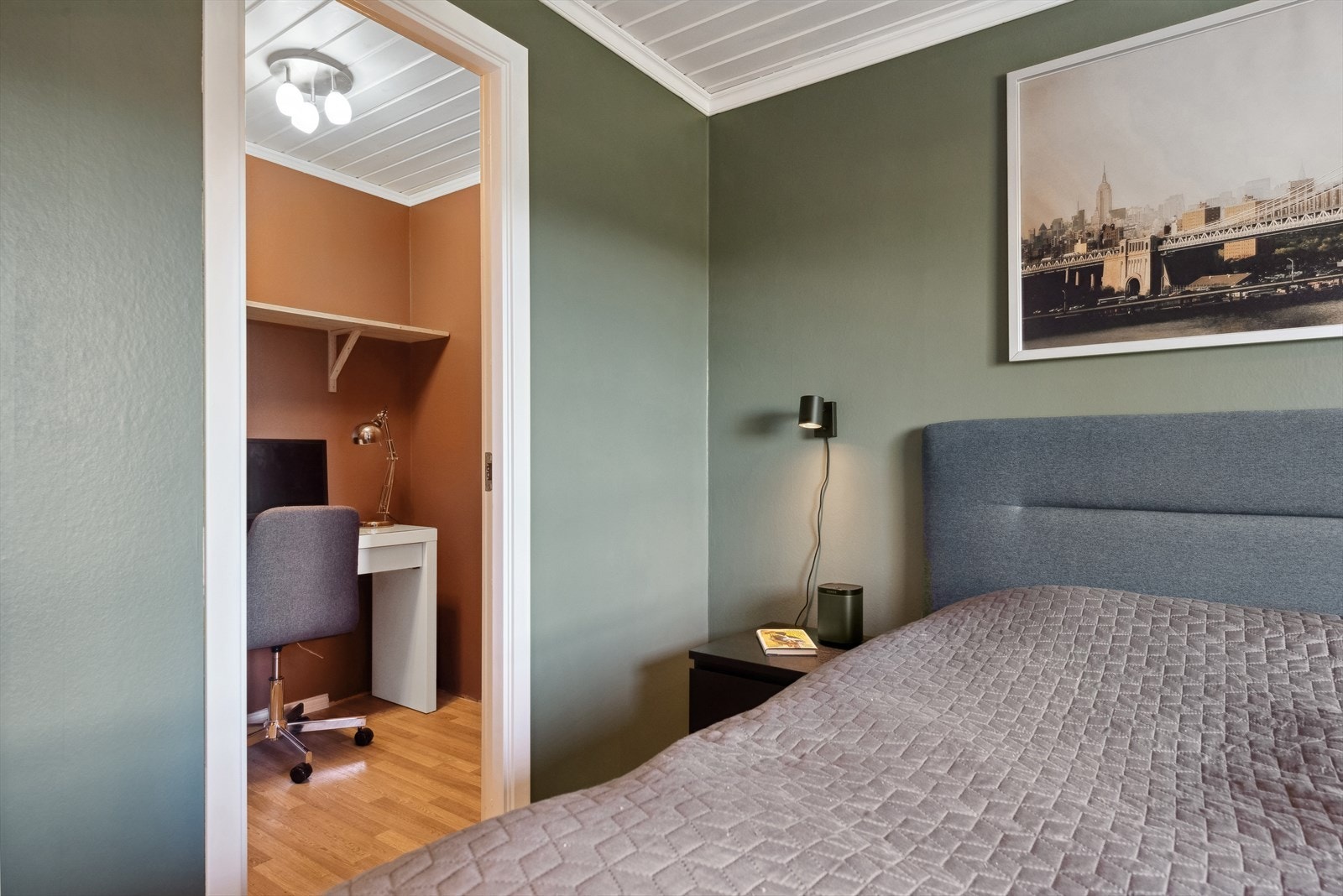 Hovedsoverom med rom i tilknytning. Galleribilde