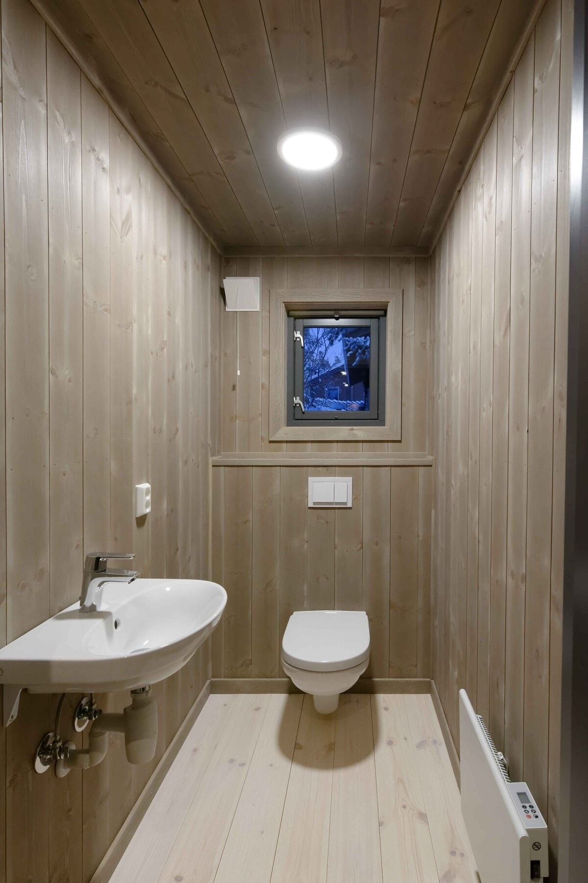 Foto fra wc i oppsatt hytte Galleribilde