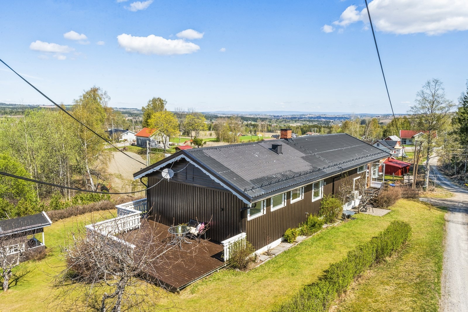 Eiendommen har flotte uteområder. Galleribilde