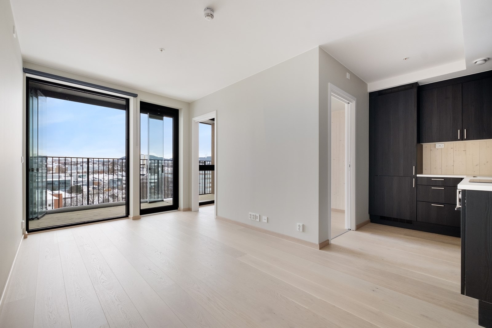 Åpen stue-kjøkkenløsning. Galleribilde