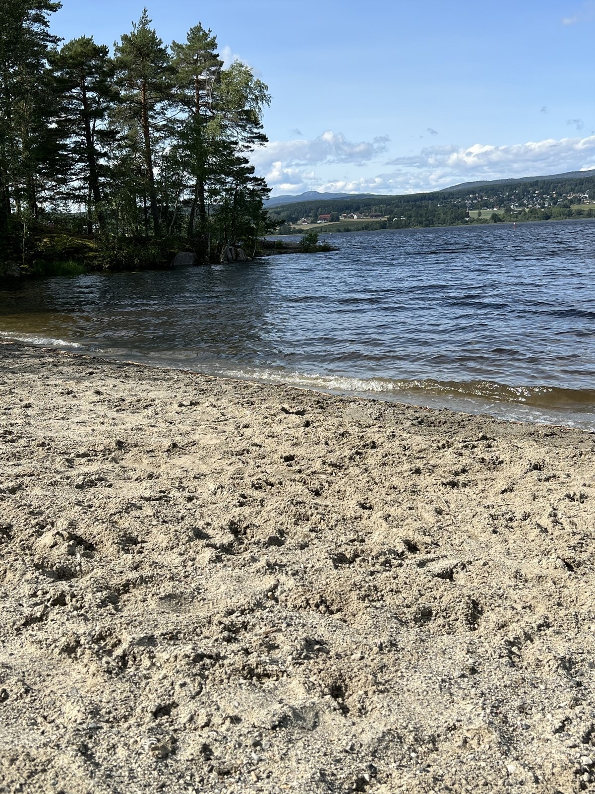 Kort vei til flott plass ved Sundhaugen Galleribilde