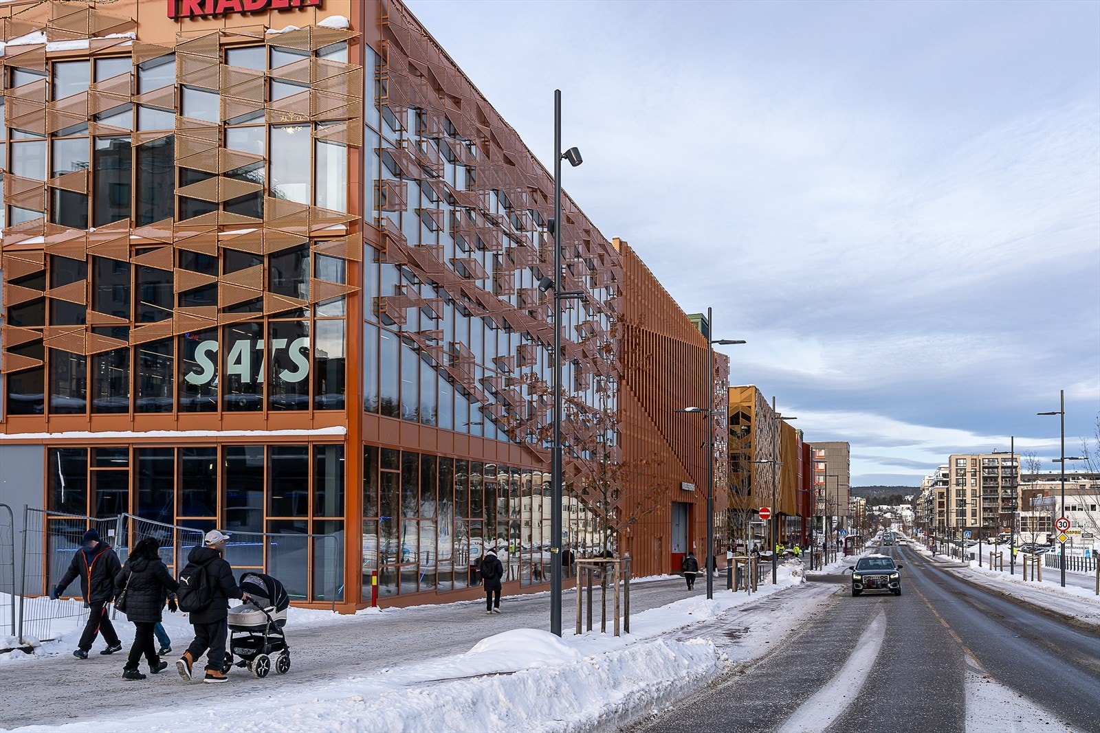 Nærmeste treningssenter er Sats på Triaden. Galleribilde