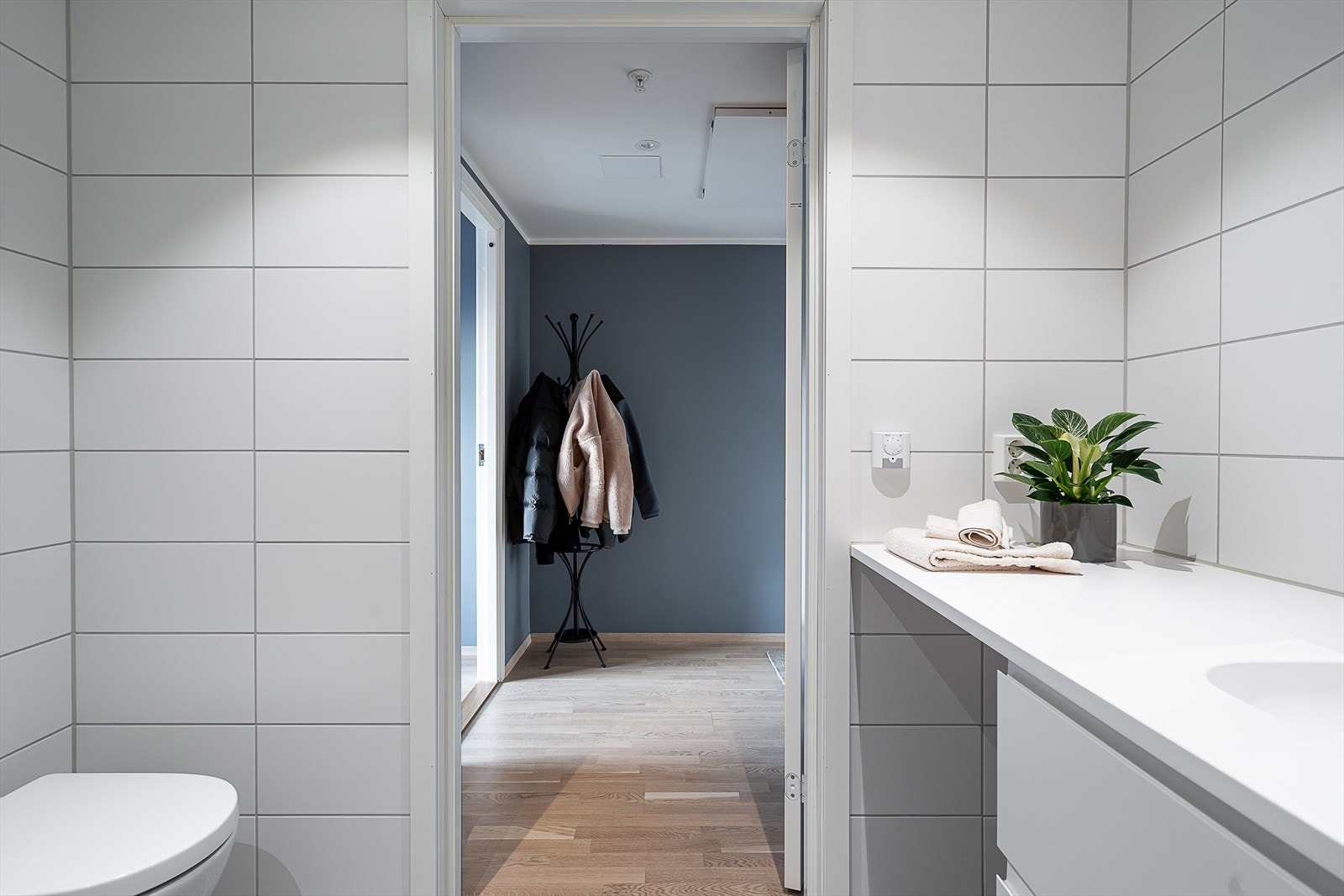 Opplegg for vaskemaskin og tørketrommel. Galleribilde