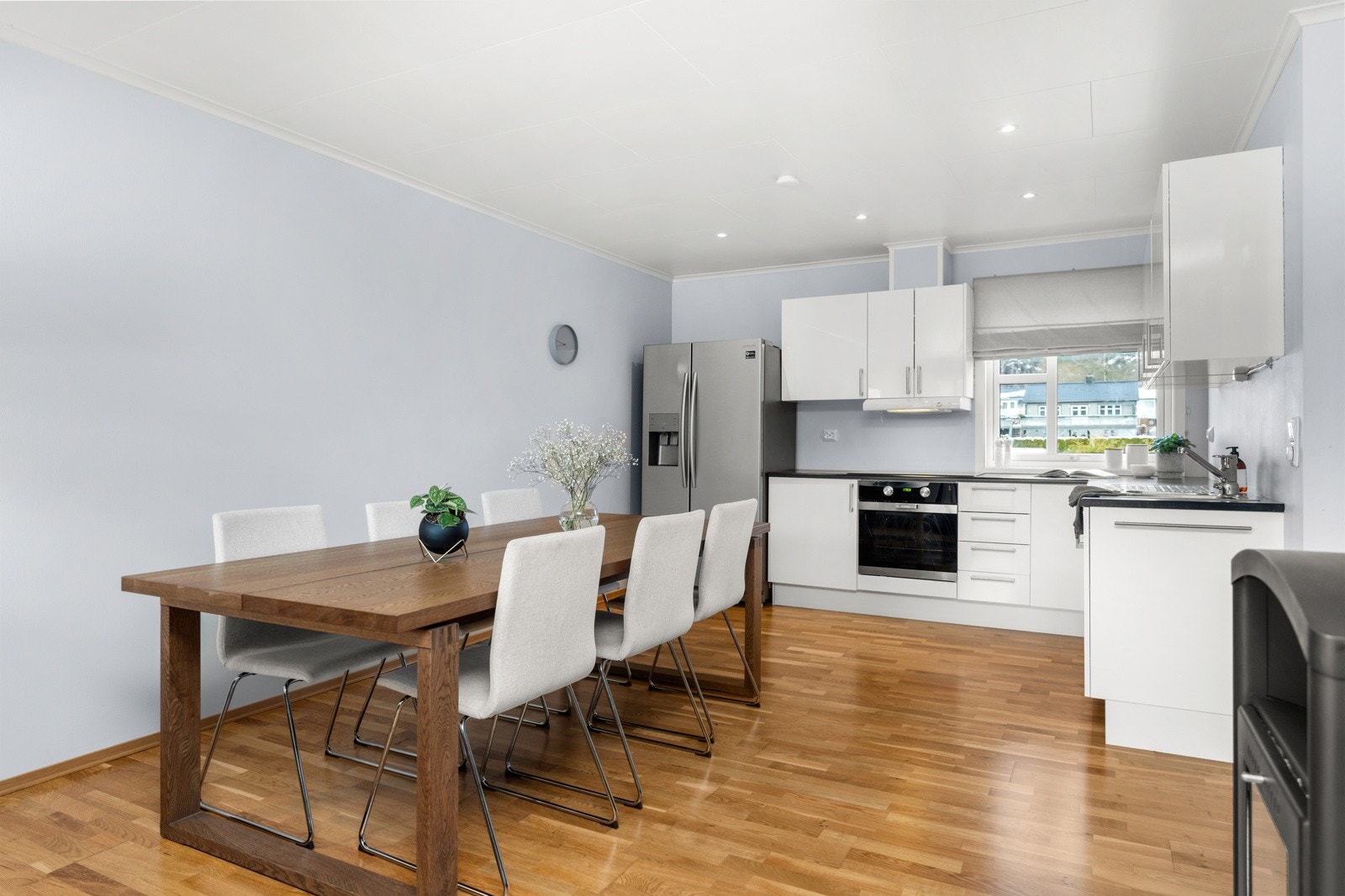 4892468_1-itimcb1.jpg Galleribilde