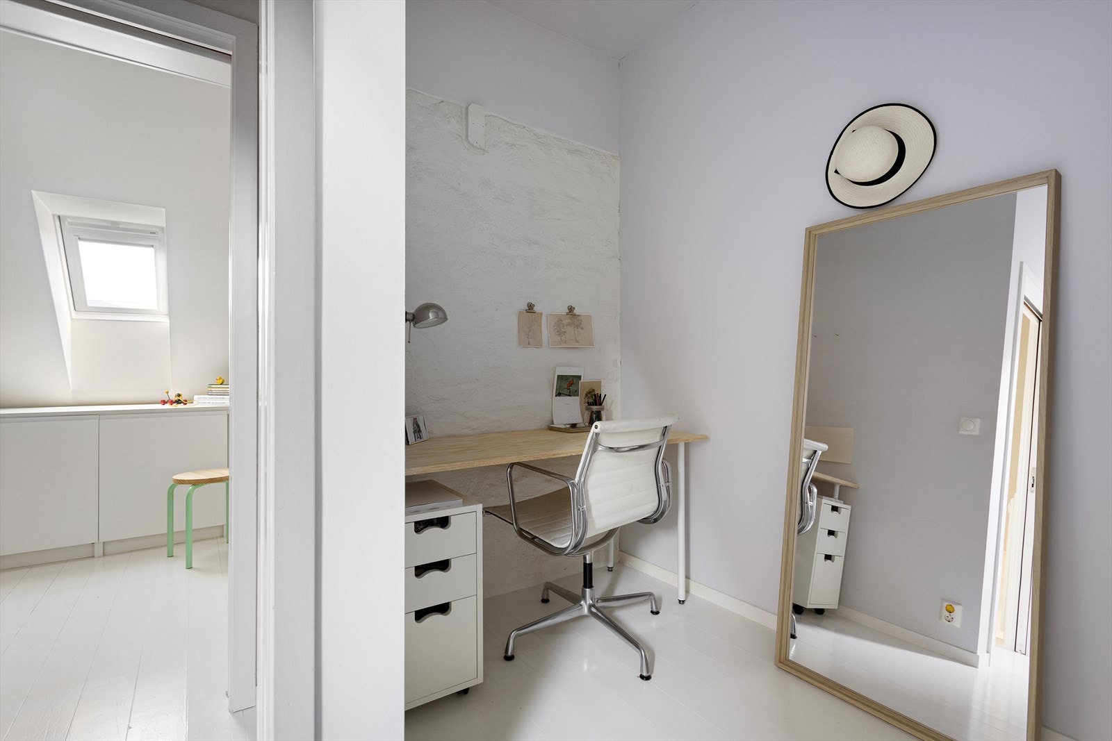 På andre siden av trappen finner man soverom 2 Galleribilde