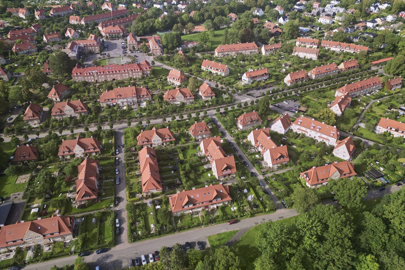 Her er det kort vei til både skoler og barnehager Galleribilde