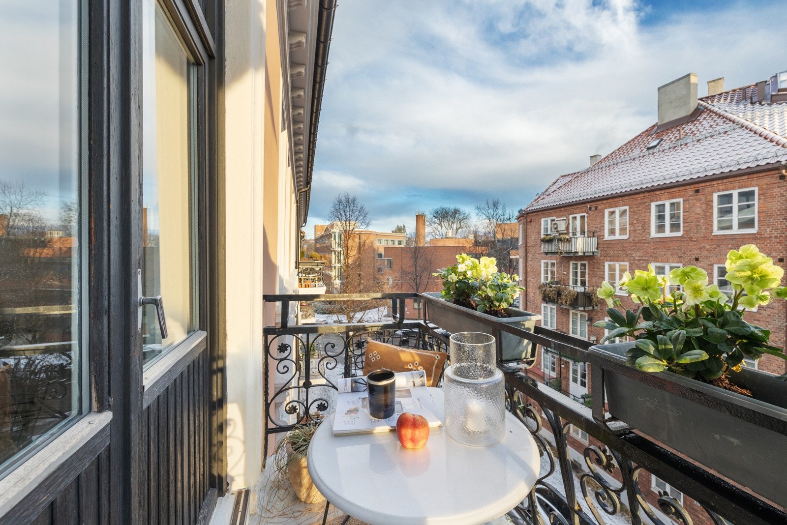 Åpent og luftig utsyn og gode solforhold. Galleribilde