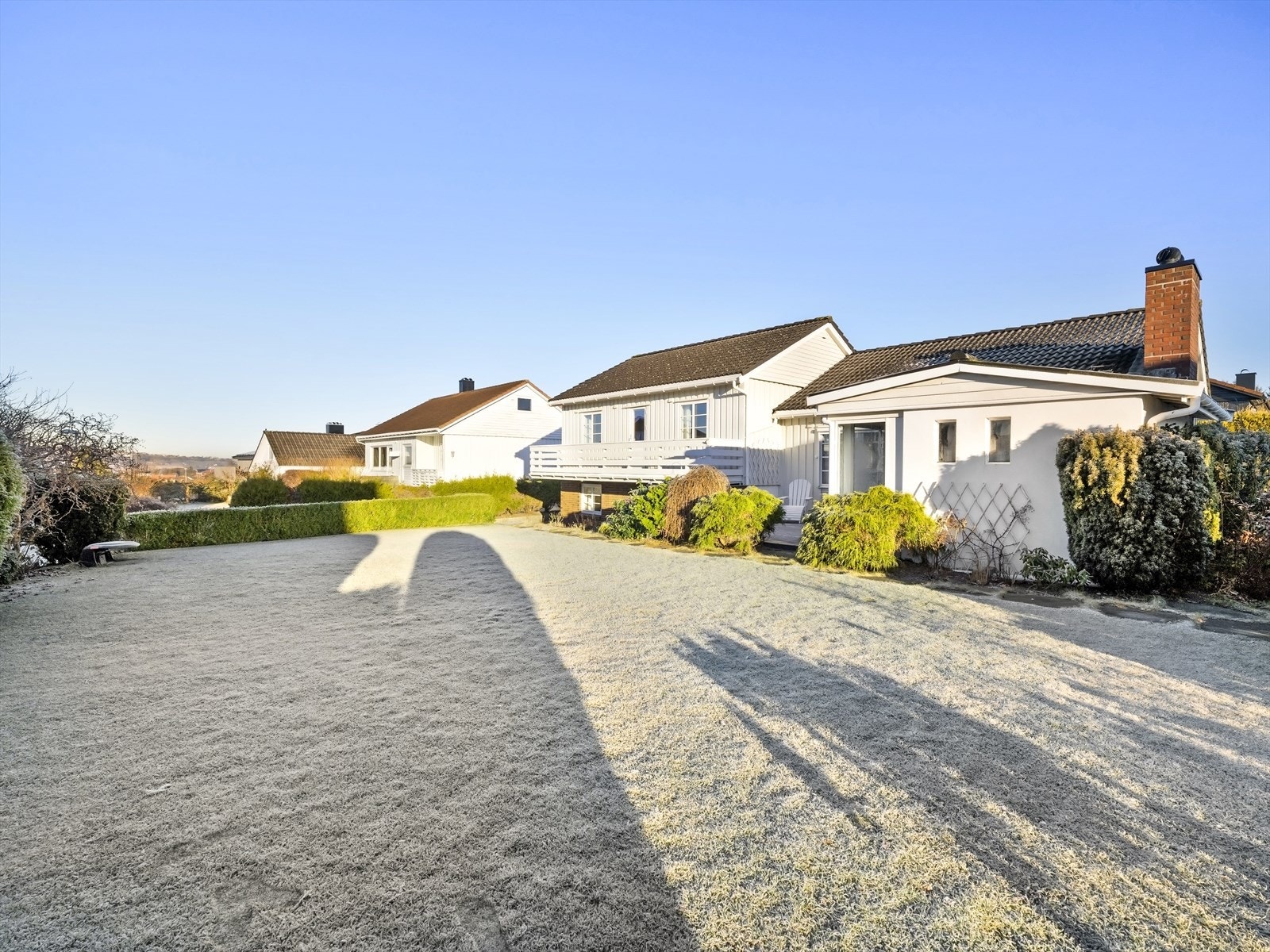 Solrik tomt av god størrelse. Galleribilde