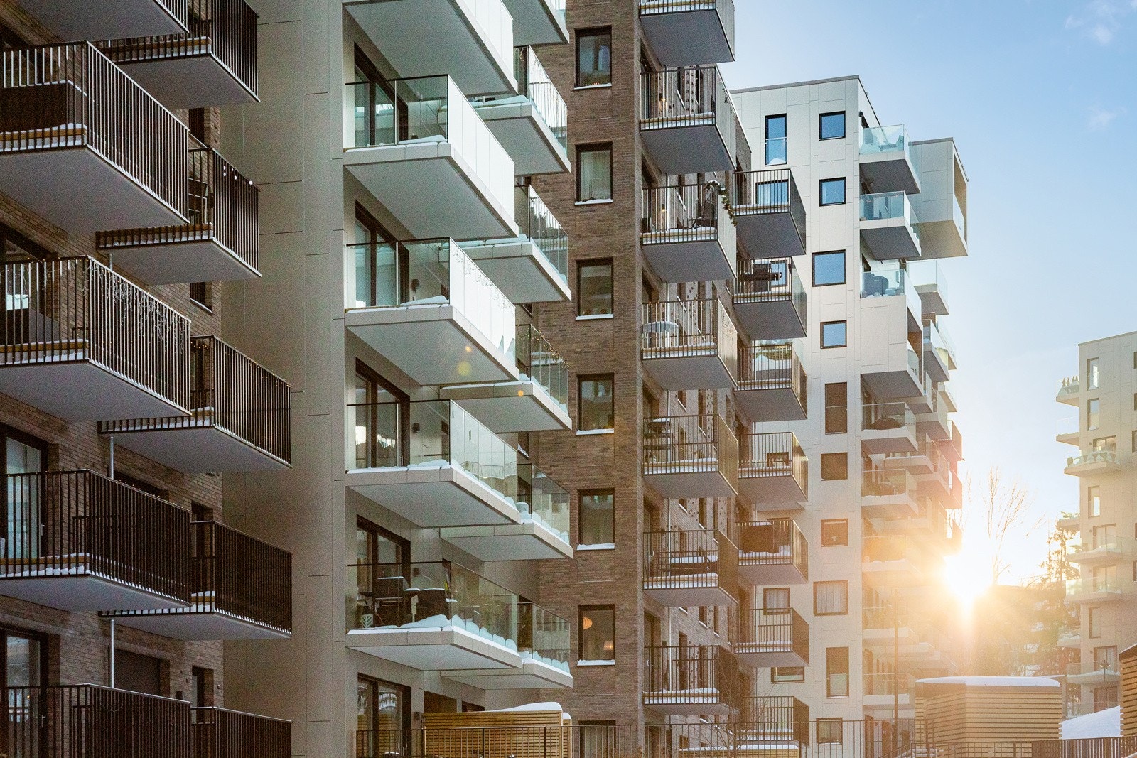 Fasaden har et moderne og stilig uttrykk! Galleribilde