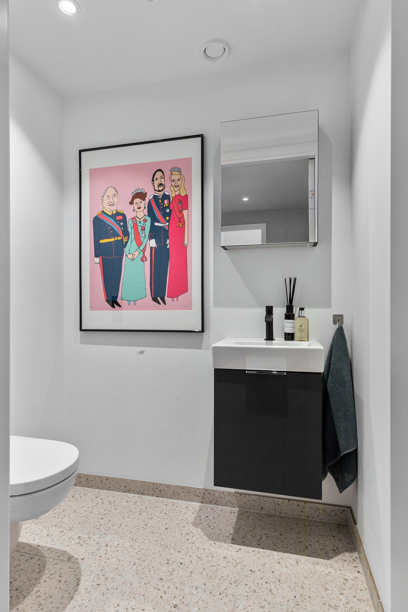 Toalettrom med lekker innrednig! Galleribilde