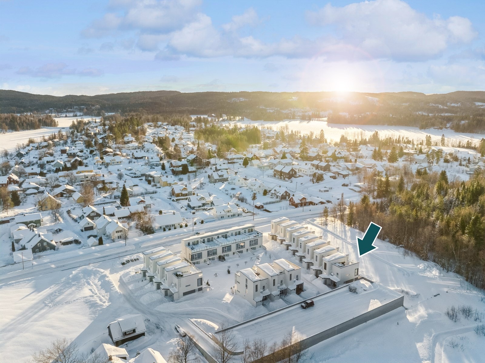 Engelsrud er et helt fantastisk område med eventyrlige aktivitetstilbud til den aktive familie hele året med direkte tilgang til badevann, skøyte- og skiløyper m.m Galleribilde