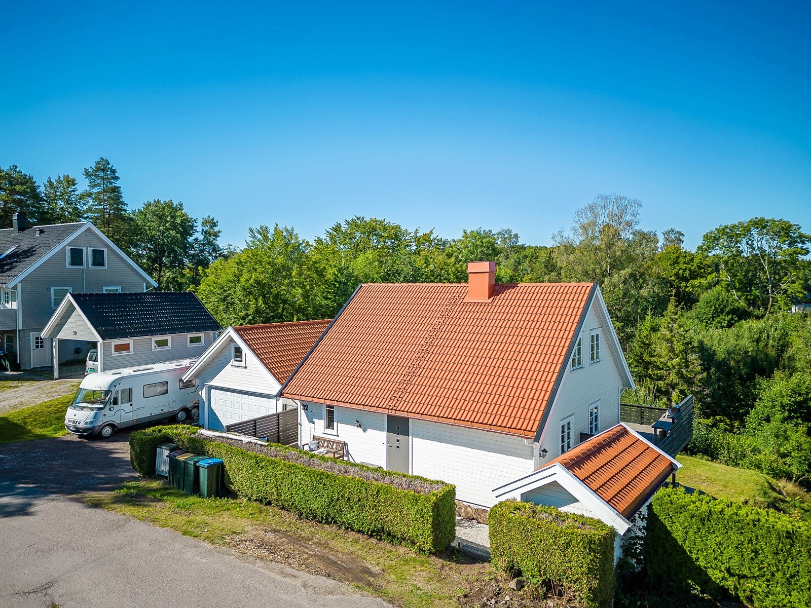 Fasade nord/øst med inngangsparti Galleribilde