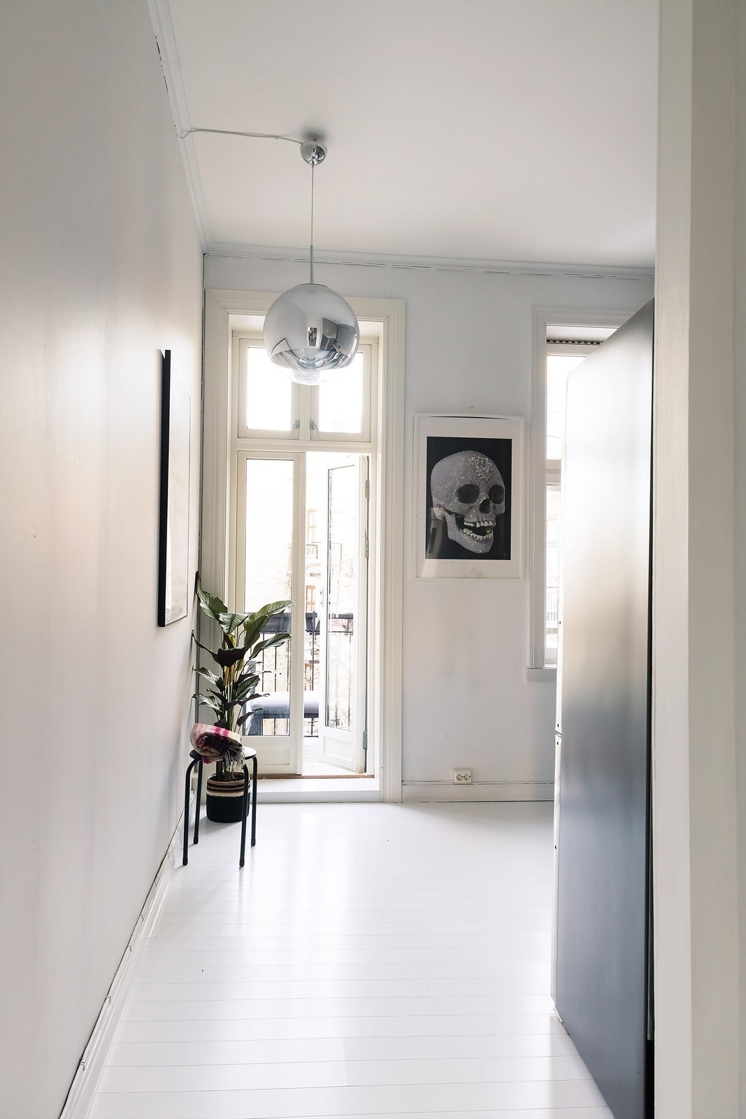 Fra kjøkkenet er det utgang til balkong. Galleribilde