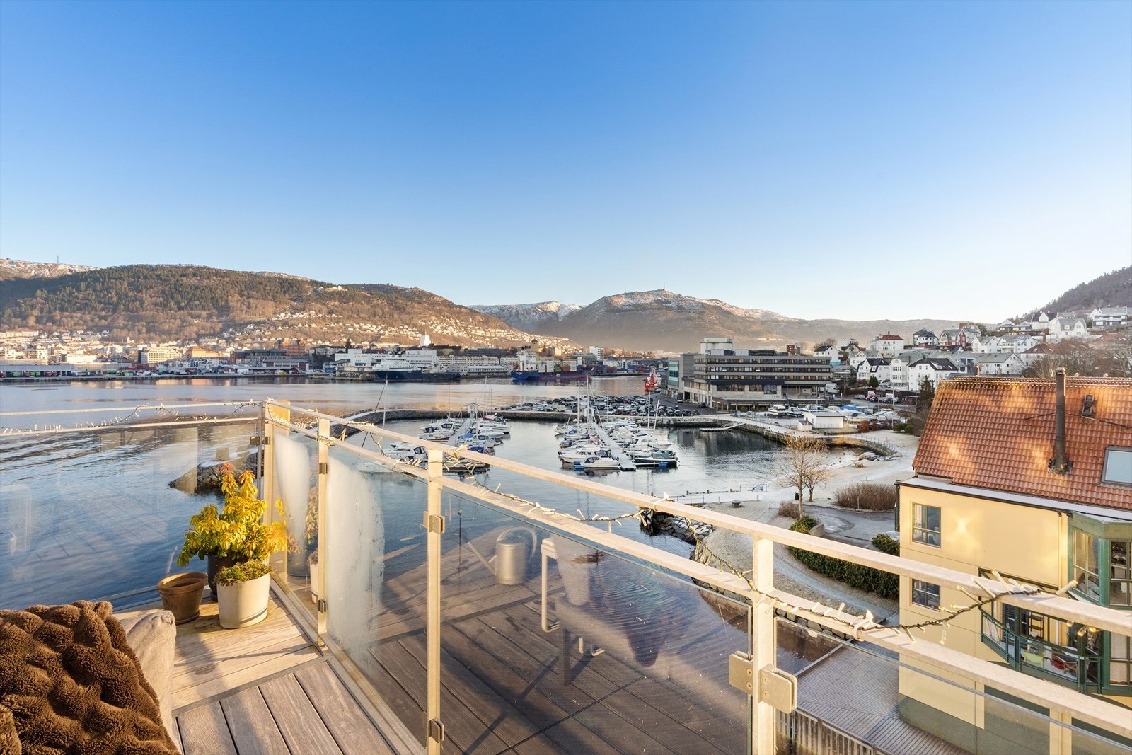 Aktiv Eiendomsmegling v/ Fredrik Tøsdal har gleden av å presentere Damsgårdsallmenningen 1! Galleribilde