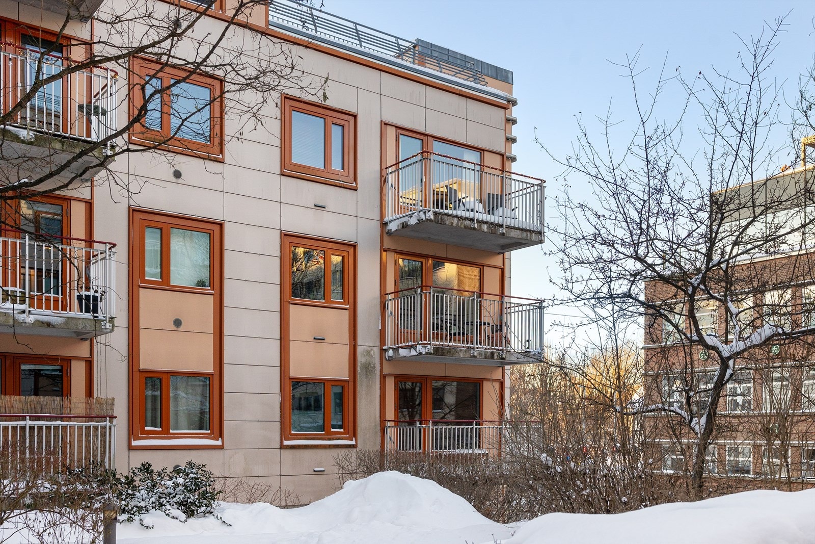 Det er felles takterrasse for beboerne som byr på en fin utsikt over Oslo. Galleribilde