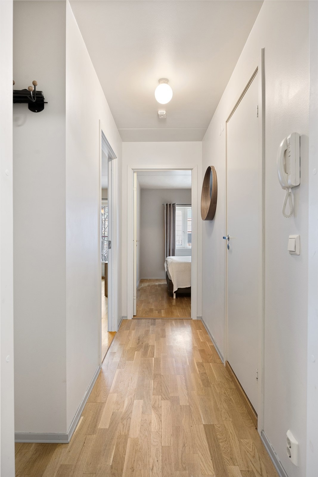 Det medfølger en kjellerbod på ca. 4 m², merket med A-311. I tillegg er det mulighet for leie av bod via styret. Galleribilde