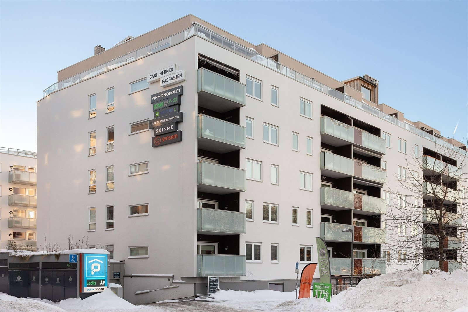 Leiligheten befinner seg i byggets 2. etasje og har adkomst både via trapp og heis. Galleribilde