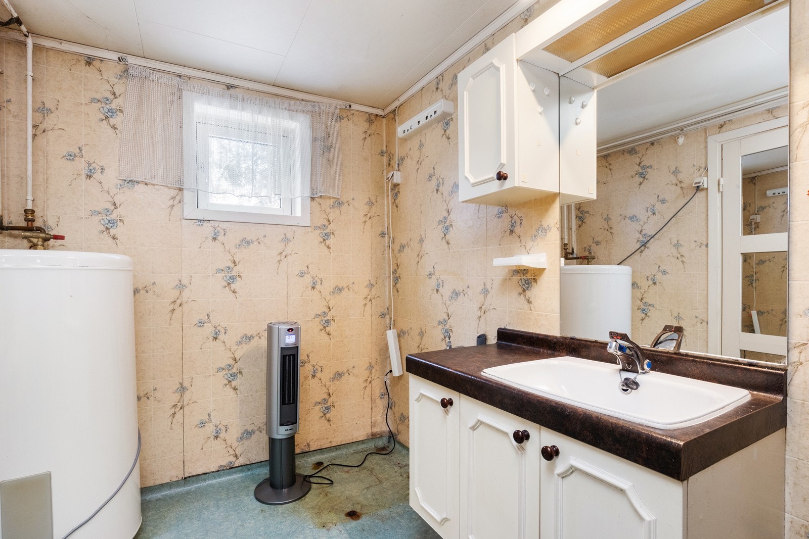 Bad (4) Galleribilde