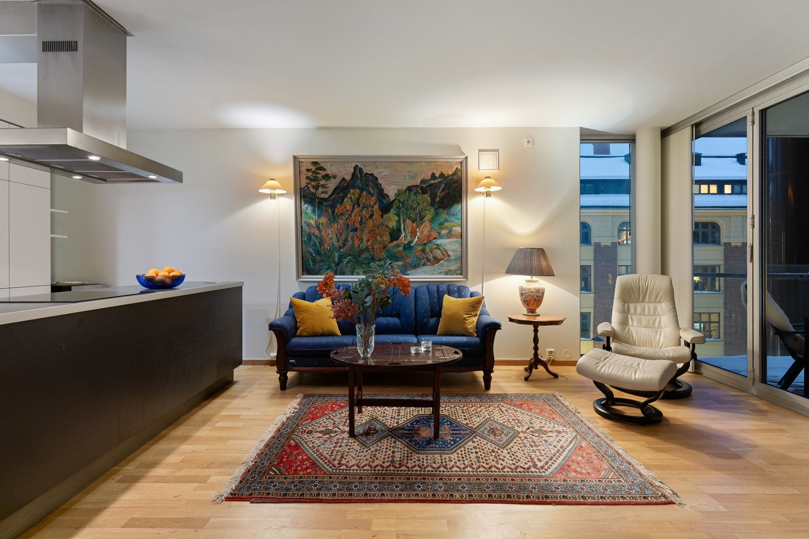 Stilrent kjøkken fra Poliform Varenna, levert fra Expo Nova. Galleribilde