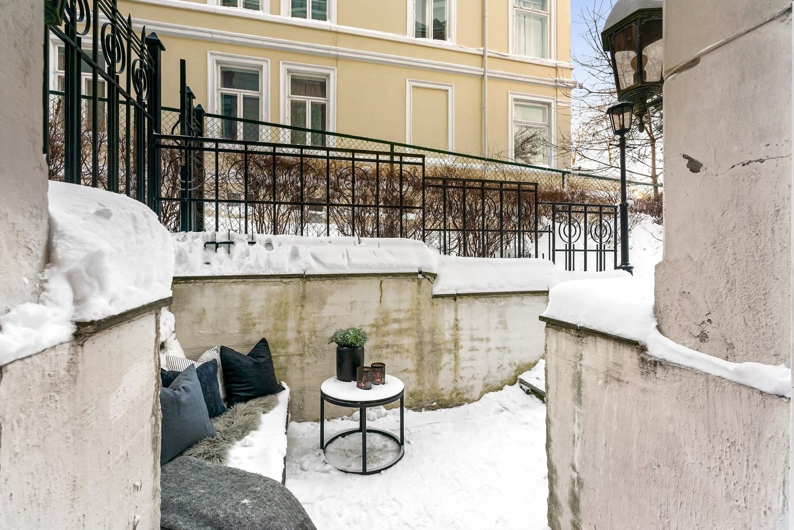 Usjenert og rolig beliggende, vender ikke mot gate eller sjenerende fortau Galleribilde