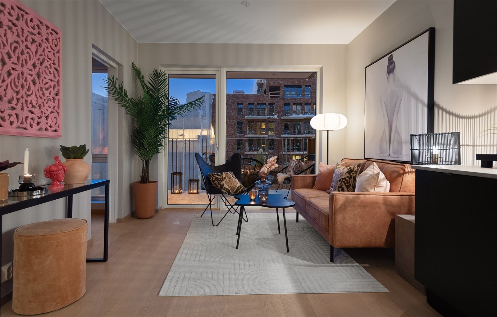 Velkommen til Lørenvangen 10B, presentert av Eiendomsmegler1 v/ Dag Mathisen Galleribilde