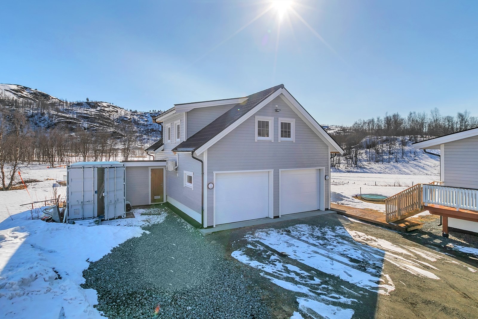 _Utendørs_Garasje_2.jpg Galleribilde