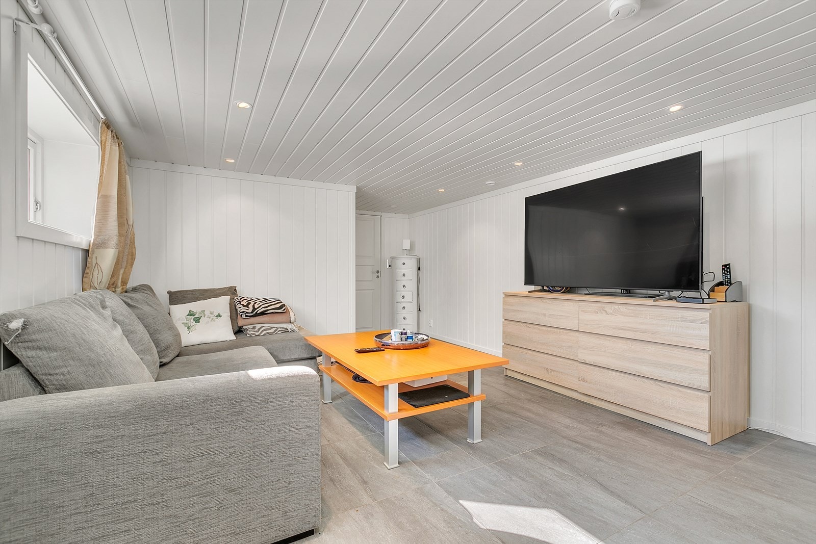 Utleieleilighet - Underetasje - Stue_2.jpg Galleribilde