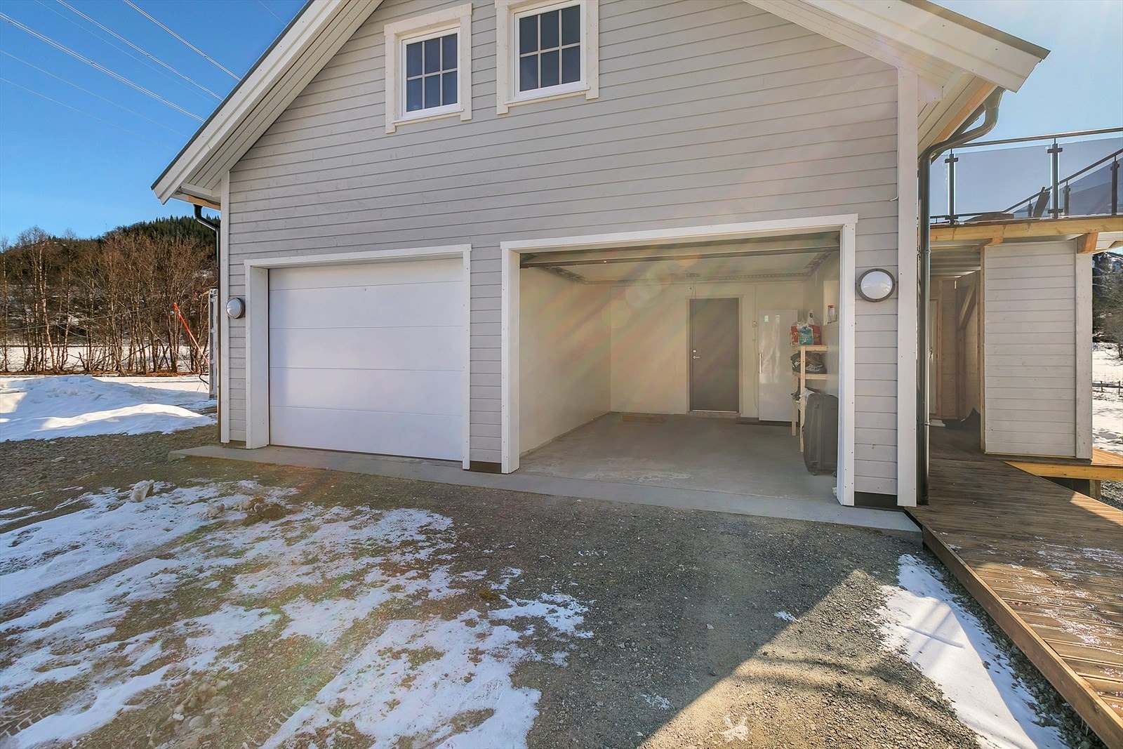 _Utendørs_Garasje_1.jpg Galleribilde