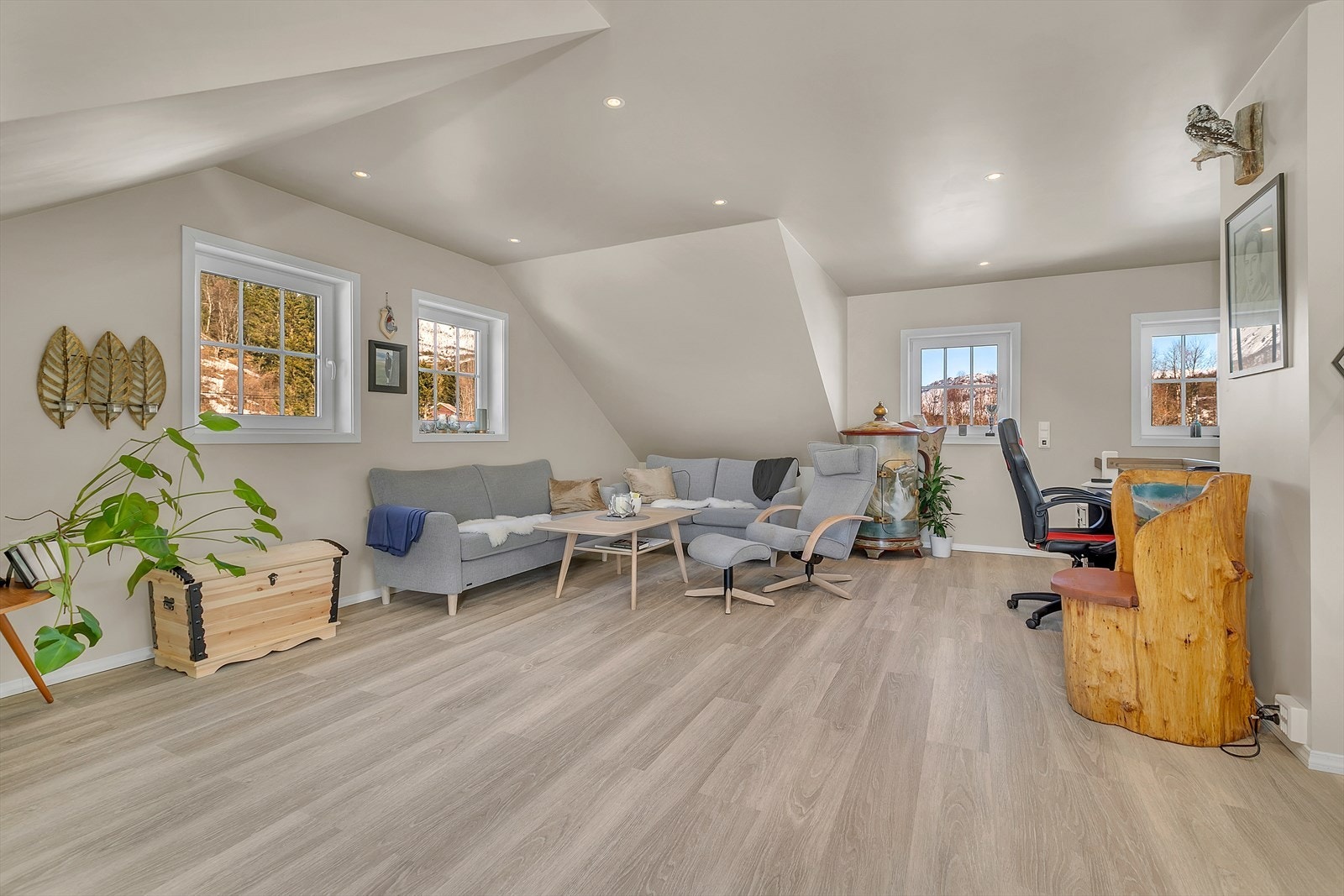 Garasje - 2etg - Stue_1.jpg Galleribilde