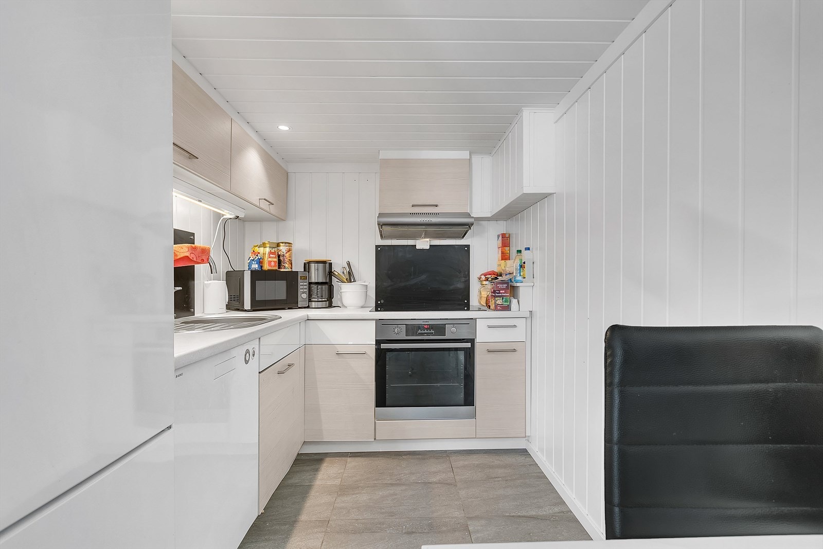 Utleieleilighet - Underetasje - Kjøkken_2.jpg Galleribilde