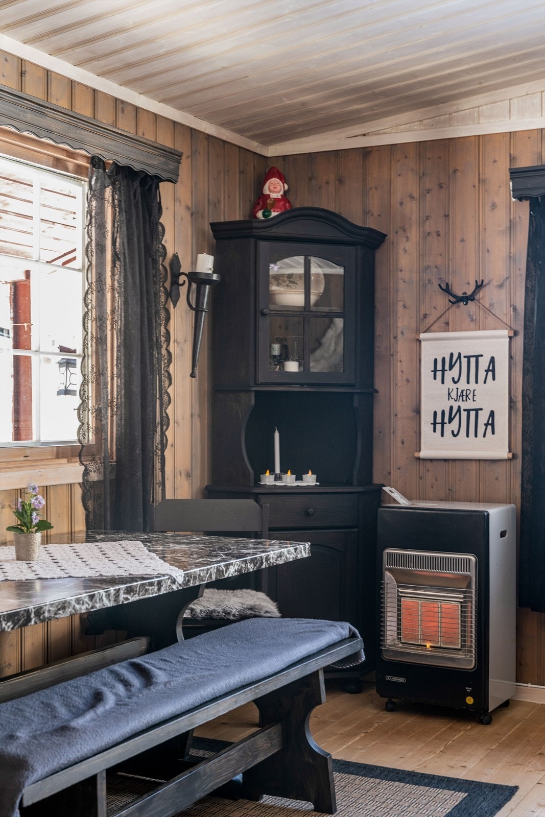 Spisestue. Galleribilde