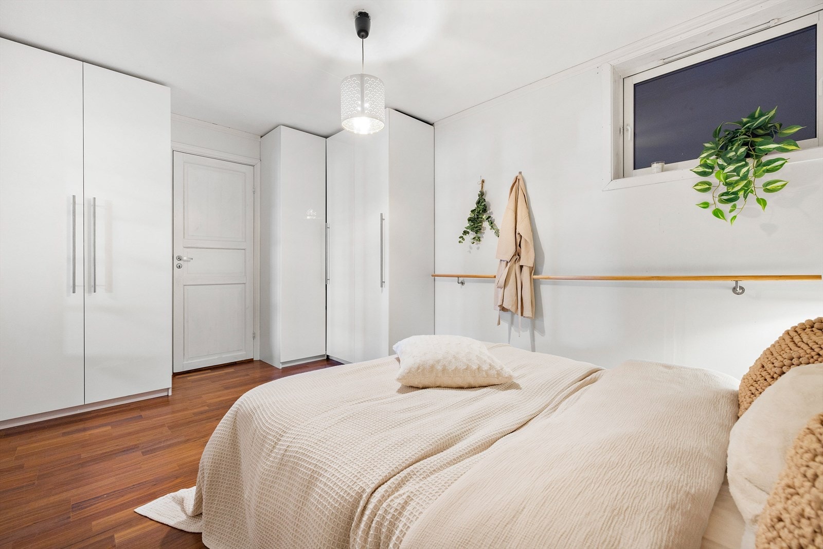 #39720 Kirkerudkleiva 16-10176.jpg Galleribilde