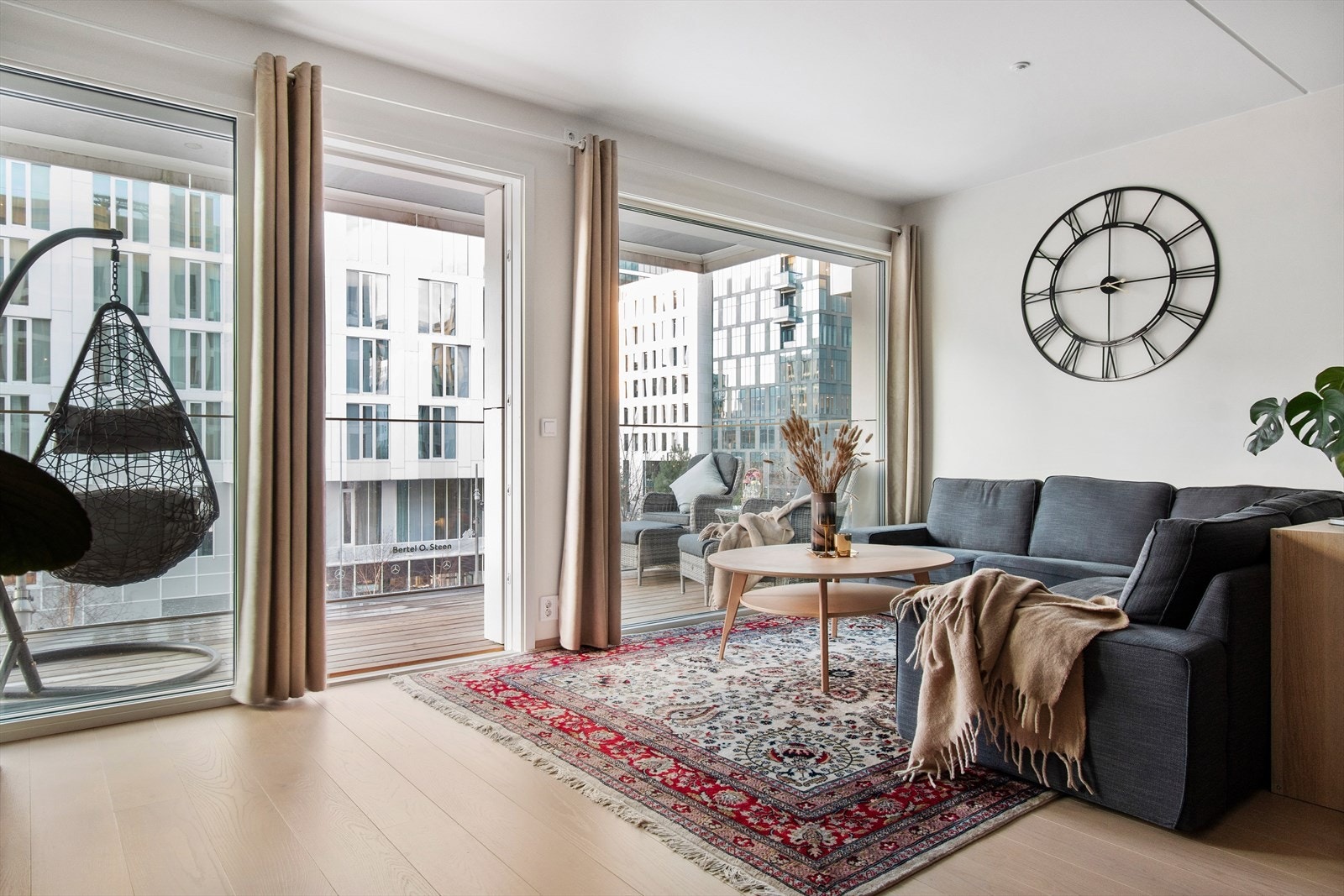 Her ligger alt til rette for at nye eiere kan flytte rett inn og bli boende i mange år Galleribilde